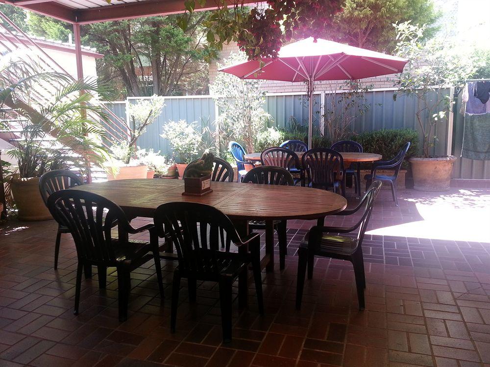 Hotel Ashfield Manor Sydney Extérieur photo