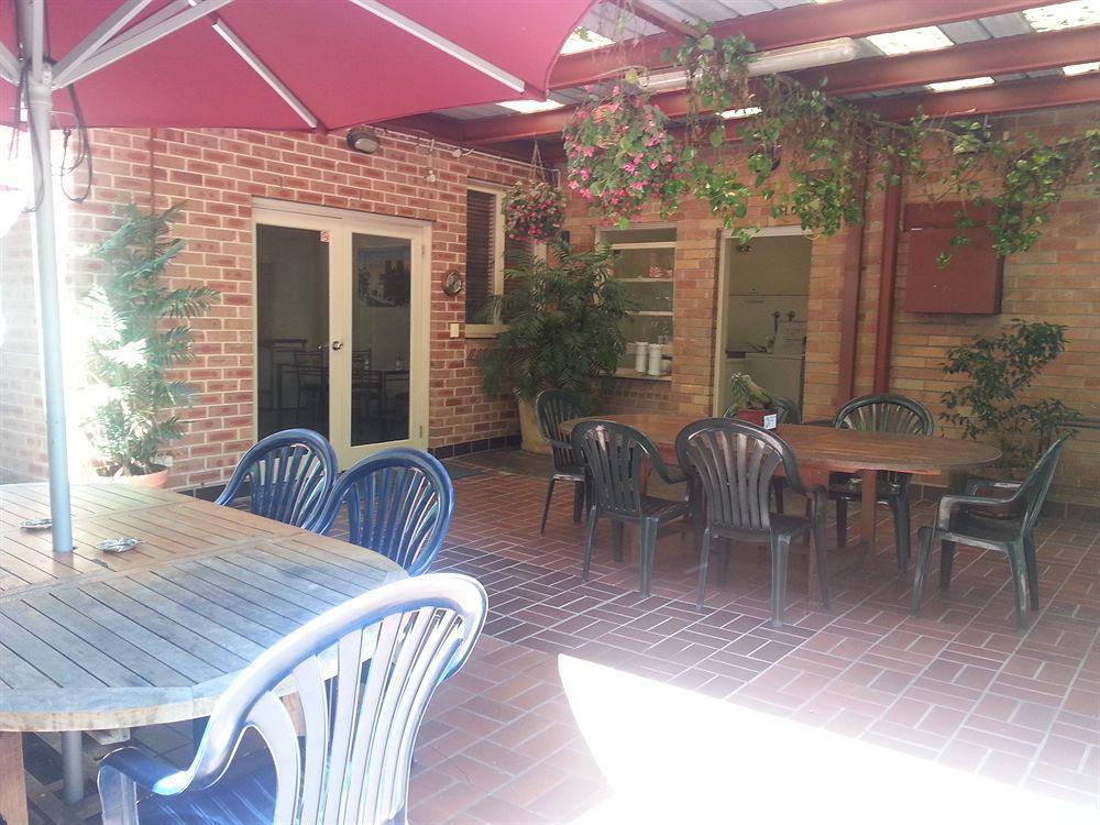 Hotel Ashfield Manor Sydney Extérieur photo