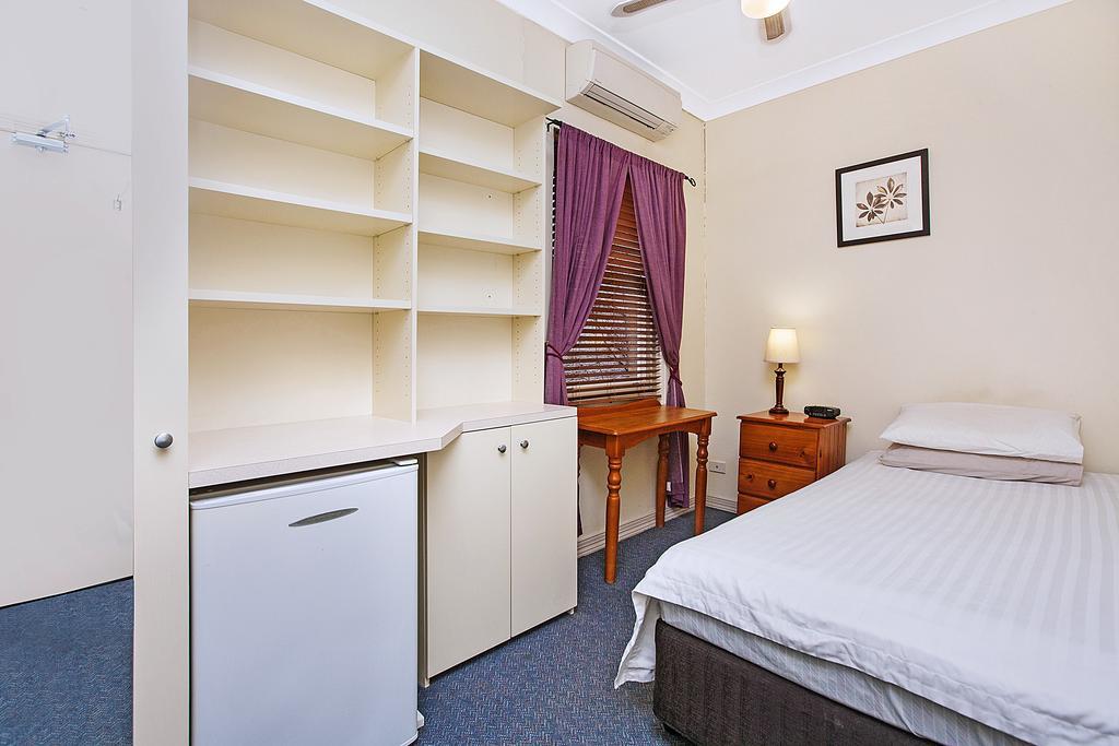 Hotel Ashfield Manor Sydney Extérieur photo