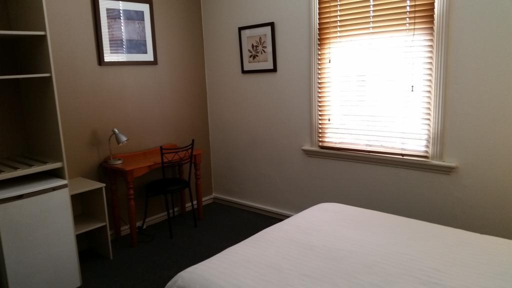 Hotel Ashfield Manor Sydney Extérieur photo